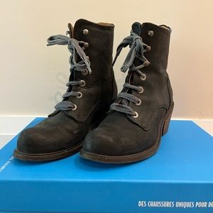 Black Billy Boots by Fluevog. Size 7.5